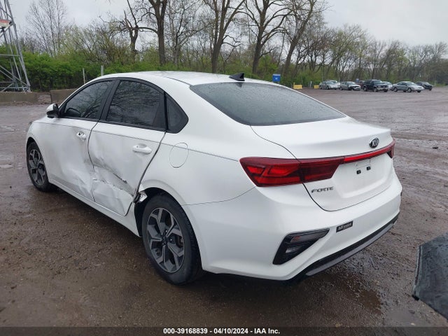 KIA Forte Lxs 2020 3KPF24AD9LE241094 Image 3