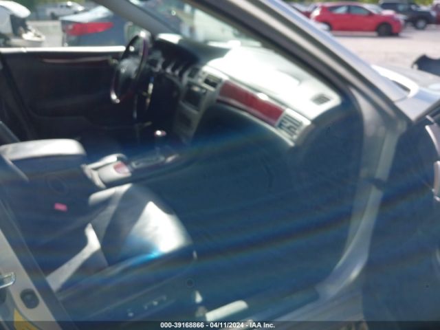 2005 LEXUS ES 330 JTHBA30GX55061563 Photo 4