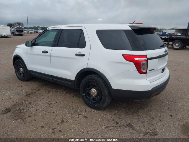Ford Utility Police Interceptor 2015 1FM5K8AR6FGA88849 Image 3