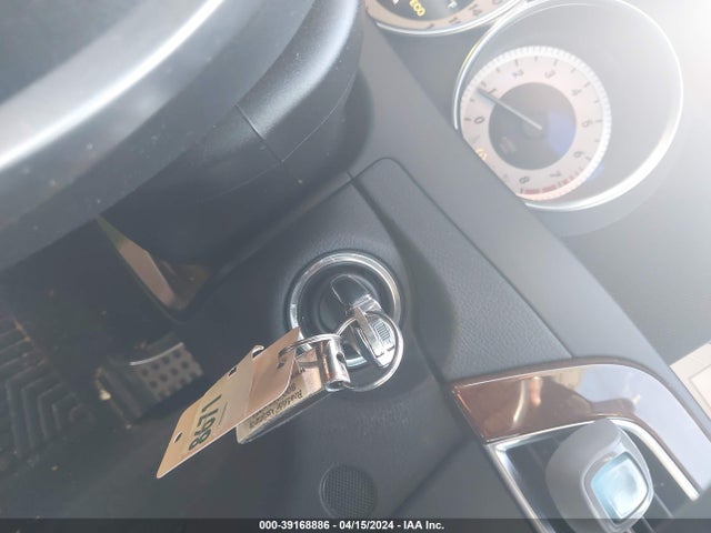 WDDGF8AB0EA952452 Mercedes-Benz C 300 Luxury 4matic/sport 4matic