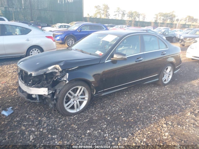 WDDGF8AB0EA952452 Mercedes-Benz C 300 Luxury 4matic/sport 4matic