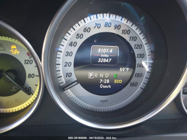 WDDGF8AB0EA952452 Mercedes-Benz C 300 Luxury 4matic/sport 4matic
