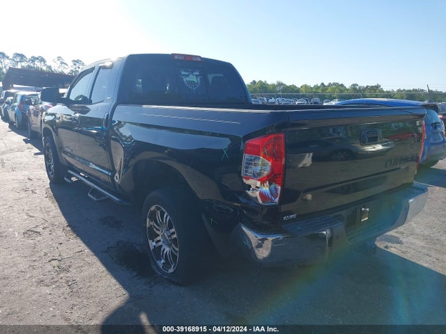 5TFSY5F16EX151437 Toyota Tundra Limited 5.7l V8