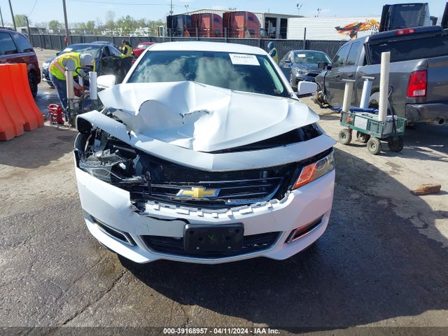 Chevrolet IMPALA 1LT 2018 2G1105S37J9153967 Image 12