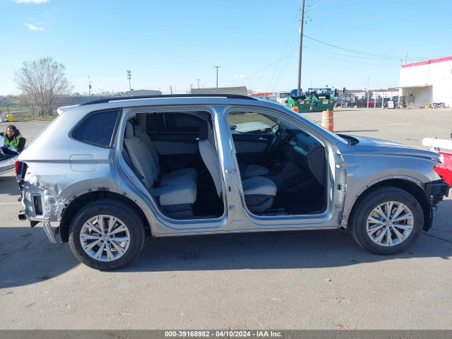 3VV0B7AX8KM198553 Volkswagen Tiguan 2.0t S