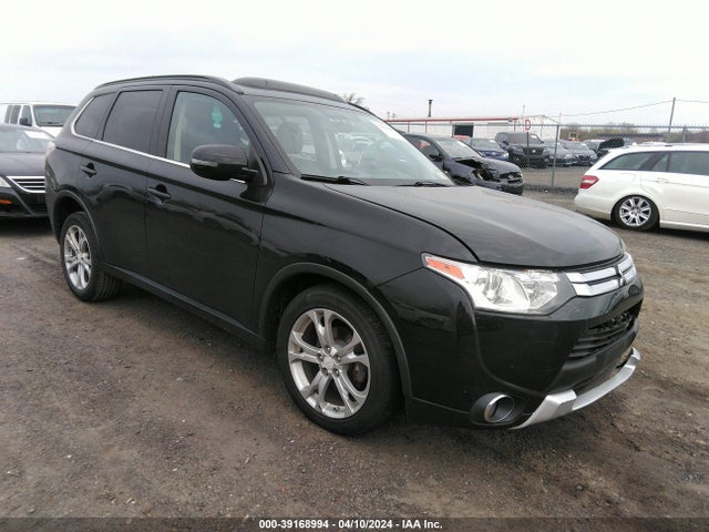 Mitsubishi Outlander Se 2015 JA4AZ3A37FZ004730 Image 1