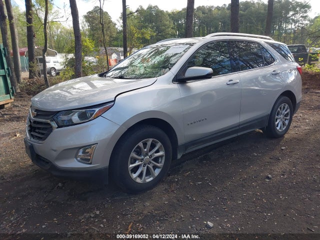 Chevrolet EQUINOX LT 2018 2GNAXSEVXJ6316036 Image 2