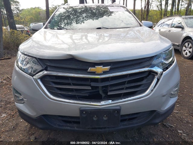 Chevrolet EQUINOX LT 2018 2GNAXSEVXJ6316036 Image 6