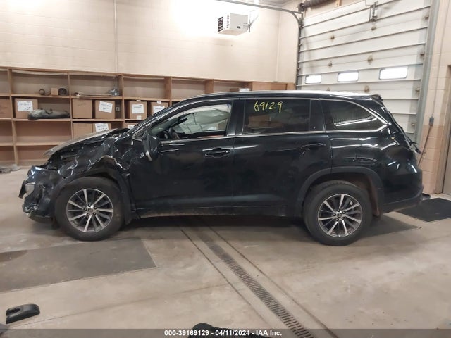 Toyota Highlander Xle 2017 5TDJZRFH2HS437664 Image 14