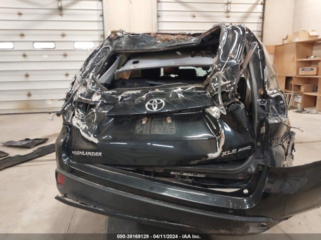 Toyota Highlander Xle 2017 5TDJZRFH2HS437664 Image 16