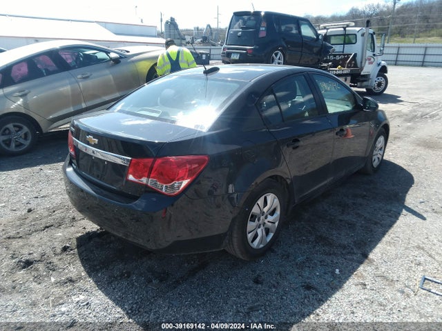 Chevrolet Cruze Ls Auto 2015 1G1PA5SH5F7111020 Image 4
