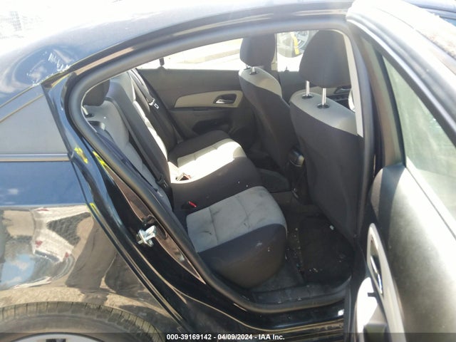 Chevrolet Cruze Ls Auto 2015 1G1PA5SH5F7111020 Image 8