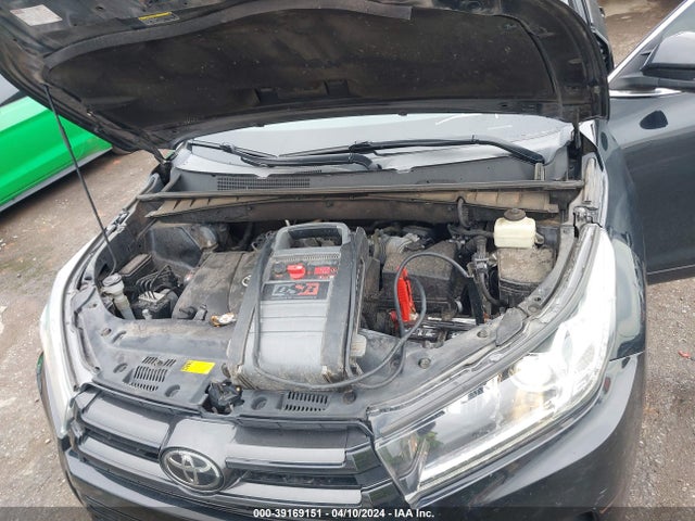 Toyota Highlander Se 2018 5TDKZRFH0JS537417 Image 10