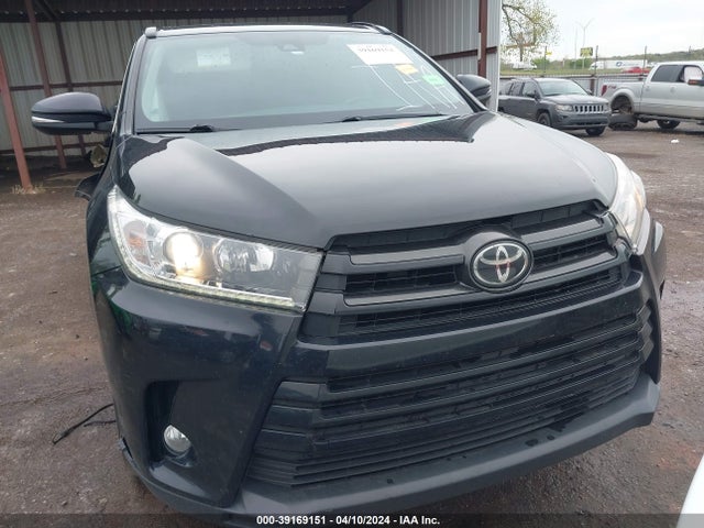 Toyota Highlander Se 2018 5TDKZRFH0JS537417 Image 12