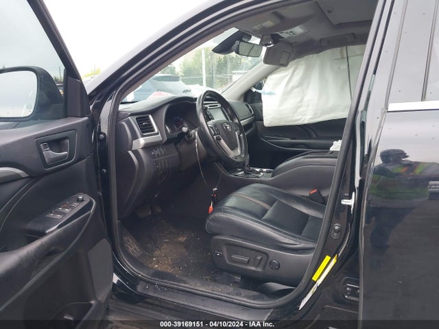 Toyota Highlander Se 2018 5TDKZRFH0JS537417 Image 5