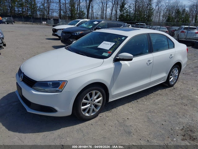 2011 Volkswagen Jetta 2.5l Se მანქანა იყიდება აუქციონზე, vin: 3VWDZ7AJ4BM384045, აუქციონის ნომერი: 39169176