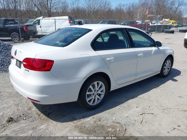 2011 Volkswagen Jetta 2.5l Se მანქანა იყიდება აუქციონზე, vin: 3VWDZ7AJ4BM384045, აუქციონის ნომერი: 39169176