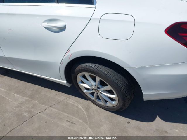 WDD3G4FB3KW020676 Mercedes-Benz A 220 4matic