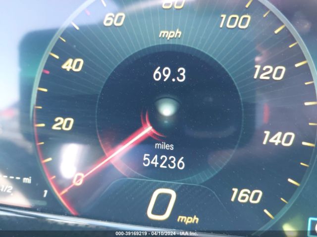 WDD3G4FB3KW020676 Mercedes-Benz A 220 4matic