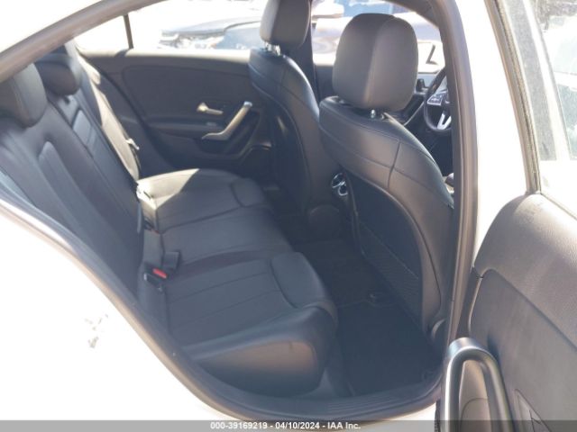 WDD3G4FB3KW020676 Mercedes-Benz A 220 4matic