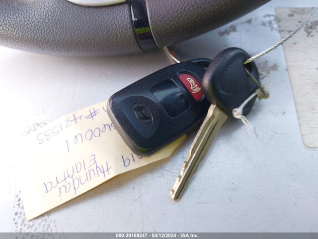 Hyundai ELANTRA SEL 2019 5NPD84LF5KH481533 Image 11