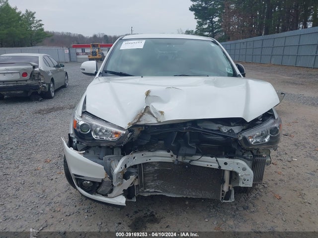 JA4AR3AU3KU003154 Mitsubishi Outlander Sport 2.0 Se