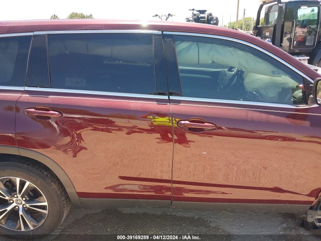 Toyota Highlander Le 2019 5TDZZRFH6KS358136 Image 14