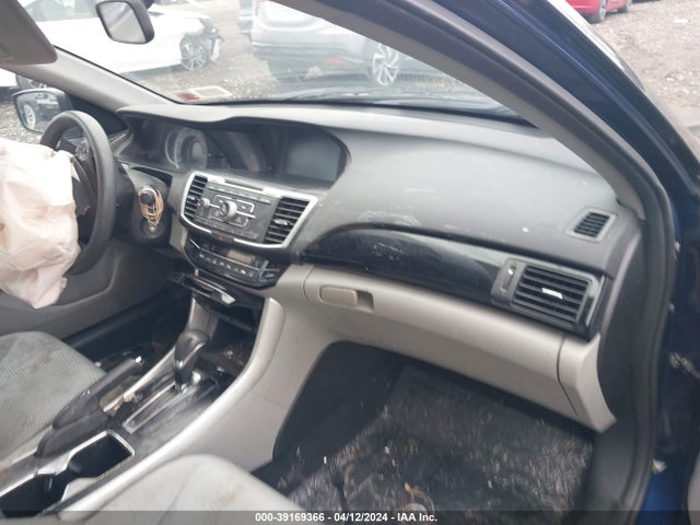Honda ACCORD LX 2017 1HGCR2F39HA135677 Image 5