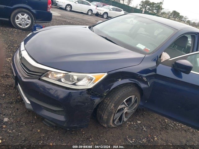 Honda ACCORD LX 2017 1HGCR2F39HA135677 Image 6