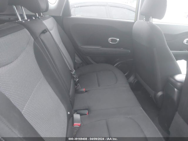 KIA SOUL + 2018 KNDJP3A53J7889462 Image 8