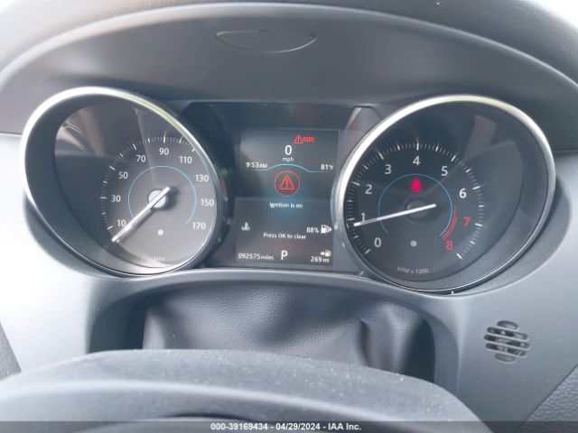 SADCJ2FX7JA350994 Jaguar F-pace 25t Premium