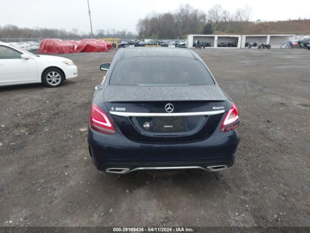 55SWF8EBXLU323817 Mercedes-Benz C 300 4matic