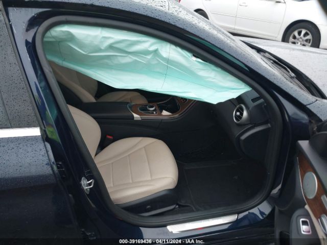 55SWF8EBXLU323817 Mercedes-Benz C 300 4matic