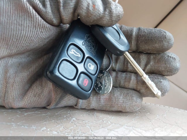 2000 JAGUAR XJ8 SAJDA14C4YLF11704 Photo 10