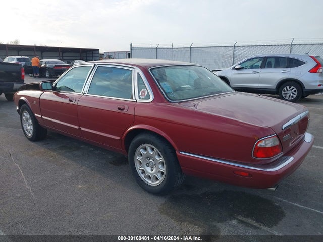 2000 JAGUAR XJ8 SAJDA14C4YLF11704 Photo 2