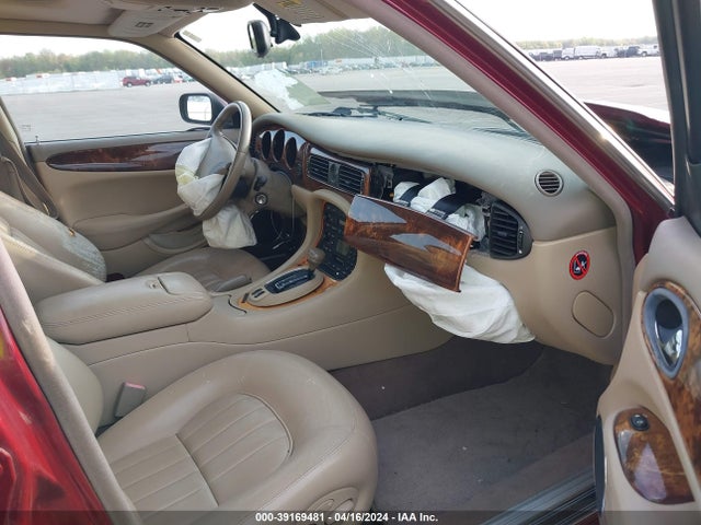 2000 JAGUAR XJ8 SAJDA14C4YLF11704 Photo 4