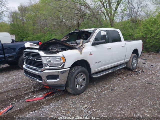 3C6UR5DL7LG156214 RAM 2500 Big Horn  4x4 6'4 Box