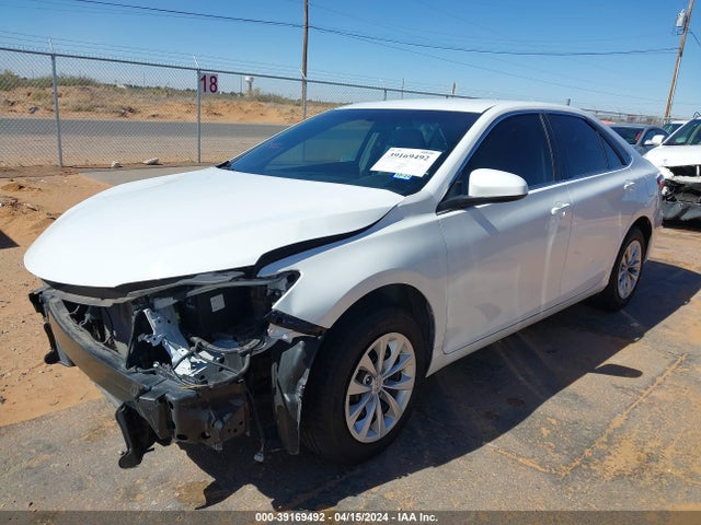 Toyota CAMRY LE 2017 4T1BF1FK5HU686512 Image 2
