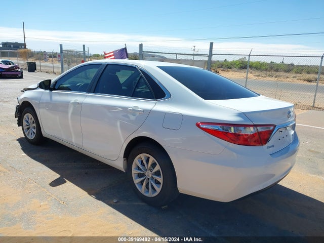 Toyota CAMRY LE 2017 4T1BF1FK5HU686512 Image 3