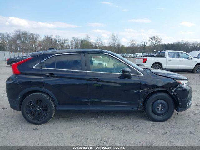 JA4AT4AAXKZ019559 Mitsubishi Eclipse Cross Le