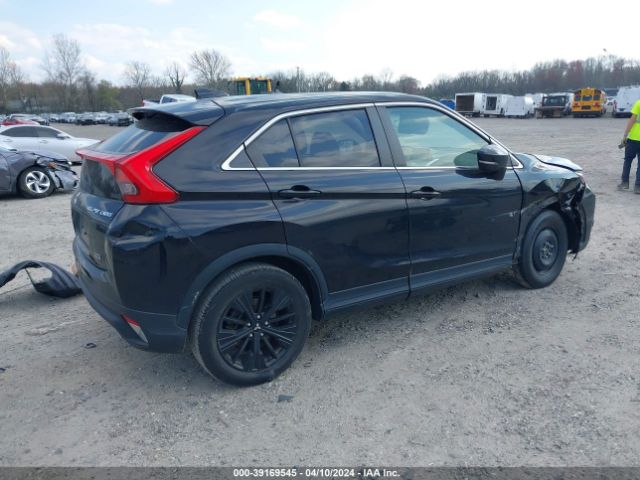 JA4AT4AAXKZ019559 Mitsubishi Eclipse Cross Le