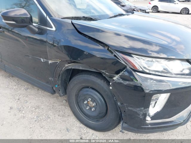 JA4AT4AAXKZ019559 Mitsubishi Eclipse Cross Le