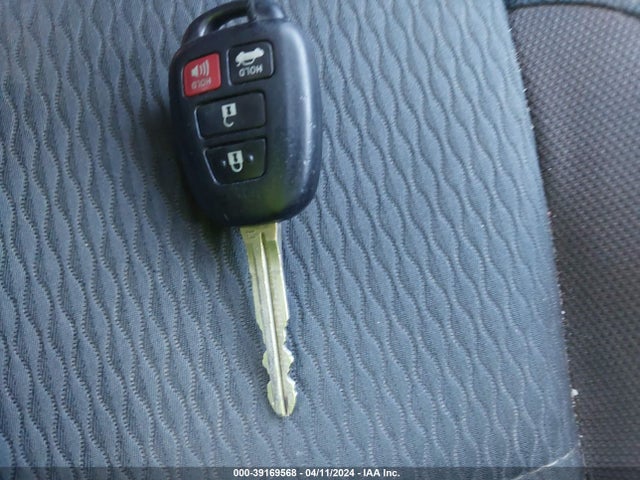 Toyota COROLLA LE 2019 5YFBURHE5KP920829 Image 11