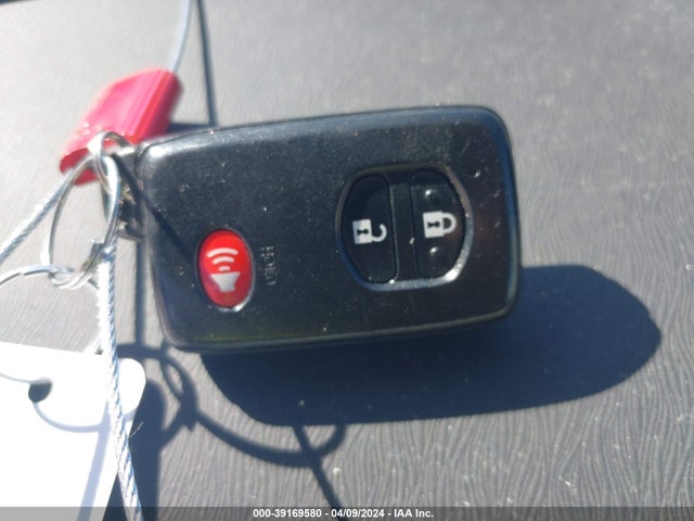 Toyota Prius V Three 2014 JTDZN3EU3E3355174 Image 11