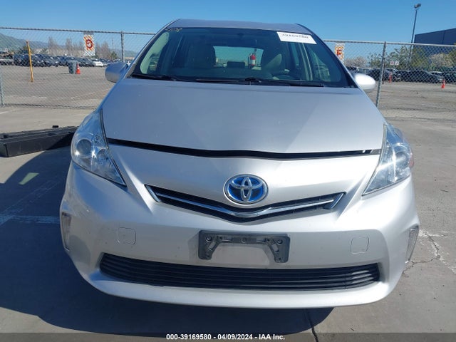 Toyota Prius V Three 2014 JTDZN3EU3E3355174 Image 13