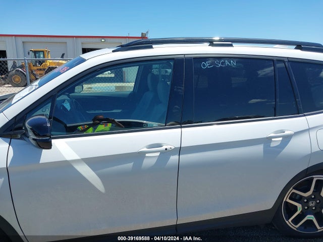 Honda Passport Awd Elite 2023 5FNYF8H08PB003616 Image 14