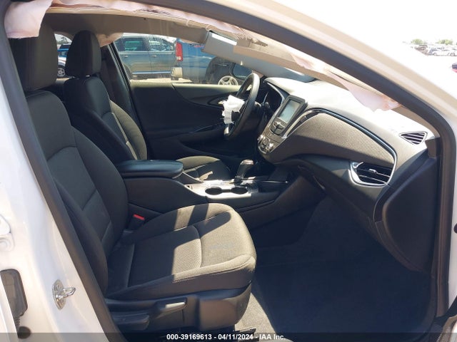 Chevrolet MALIBU LT 2018 1G1ZD5ST1JF267171 Image 5