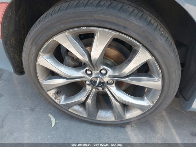 1C3CCCBG4FN663474 Chrysler 200 S