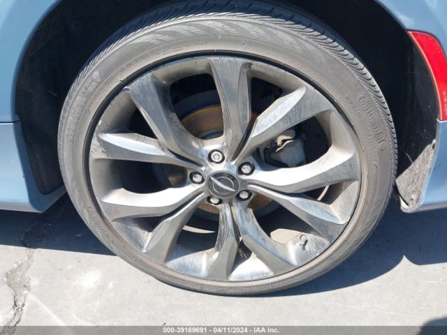 1C3CCCBG4FN663474 Chrysler 200 S