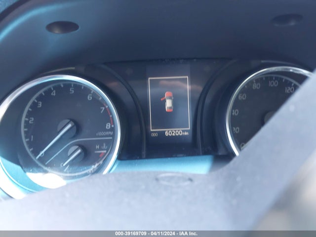 Toyota CAMRY LE 2018 4T1B11HK2JU621067 Image 7